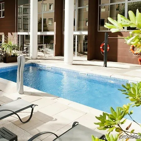 Centre By Ihg Hotel